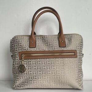 Tommy Hilfiger Beige Signature Logo Handbag Purse Satchel w Crossbody Strap